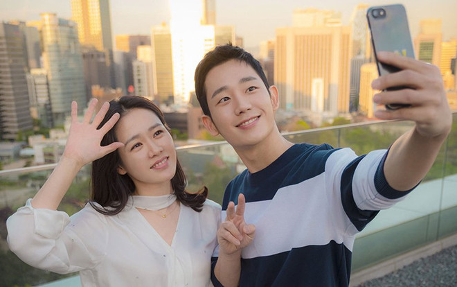 Vừa gương vỡ lại lành, 'chị đẹp' Son Ye Jin đã nhận được lời đề nghị sống chung từ Jung Hae In Ảnh 2