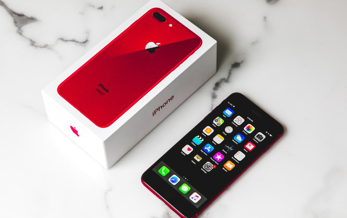 iPhone 8/ 8 Plus màu đỏ lên kệ chính hãng tại Việt Nam từ hôm nay, giá khởi điểm 20,99 triệu đồng Ảnh 2