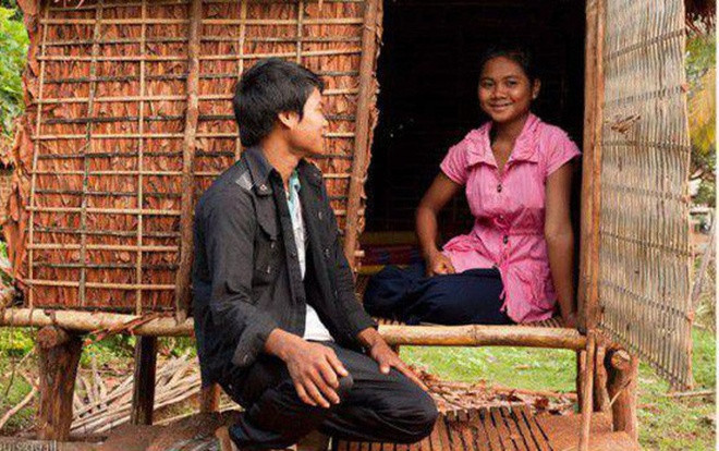 Bộ lạc nơi các ông bố xây 'chòi tình yêu' để con gái quan hệ thoải mái với nam giới Ảnh 2