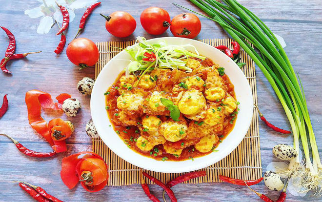 Mách bạn cách làm món trứng cút ốp la sốt chua ngọt đòi hỏi sự kiên trì ‘cực độ’ nhưng hương vị ngon miễn chê Ảnh 2