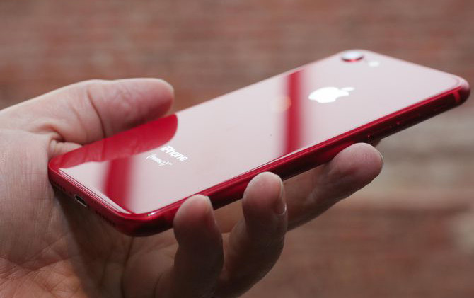 iPhone 8/8 Plus đỏ rớt giá vài triệu đồng sau một tháng, iPhone X cũng đang giảm nhiệt tại Việt Nam Ảnh 2