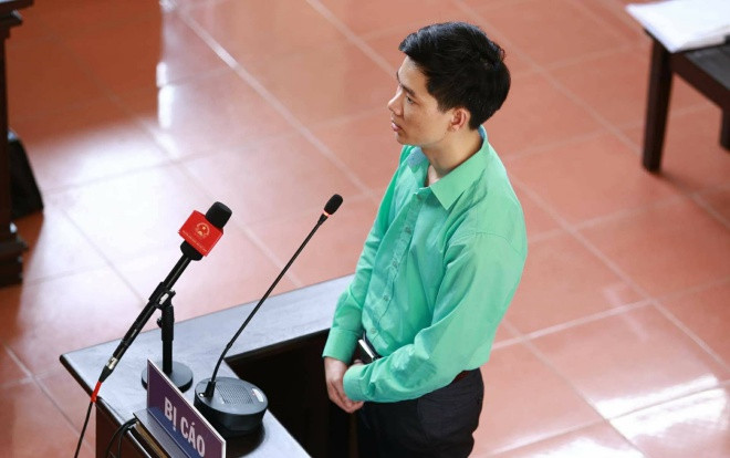 Bác sĩ Hoàng Công Lương khai được cho xem bản cung người khác để khai giống, điều tra viên nói ‘đó chỉ là ngẫu nhiên’ Ảnh 2