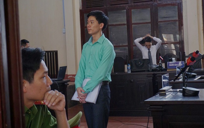 'Cần làm rõ việc ghi vào cuốn sổ phân công nhiệm vụ cho BS Lương xuất phát từ đâu, do ai chỉ đạo?' Ảnh 2