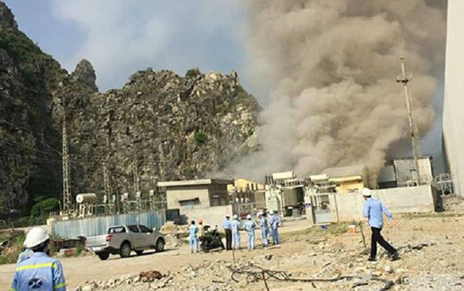 Công nhân hoảng loạn tháo chạy sau tiếng nổ lớn tại nhà máy xi măng Ảnh 2