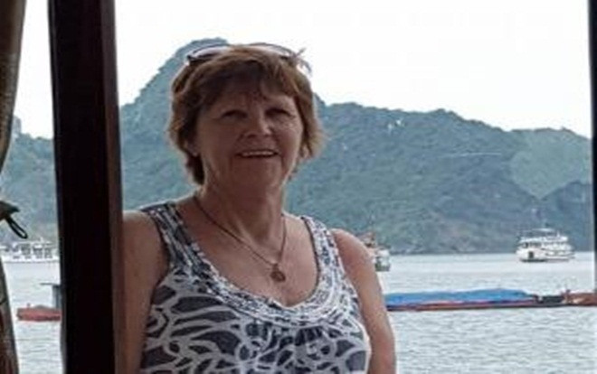 Hành trình 'bí ẩn' của tàu rác chở khách Australia trên vịnh Hạ Long Ảnh 2