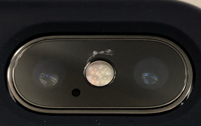 Người dùng iPhone X than trời vì cụm camera sau dễ nứt, vỡ Ảnh 2