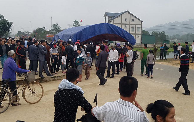 Giáng chức công an điều khiển xe mang biển số giả trong vụ tai nạn chết người Ảnh 2