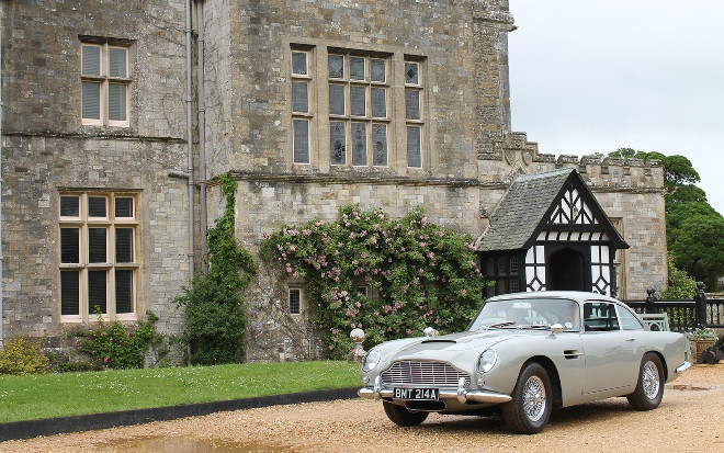 Siêu xe Aston Martin DB5 từng được James Bond sử dụng sắp lên sàn đấu giá Ảnh 2