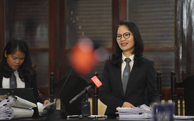 Nóng: Tòa xét xử BS Lương bất ngờ quyết định quay lại phần xét hỏi, có thể do lộ 'lỗi đánh máy' của Bộ Y tế Ảnh 2