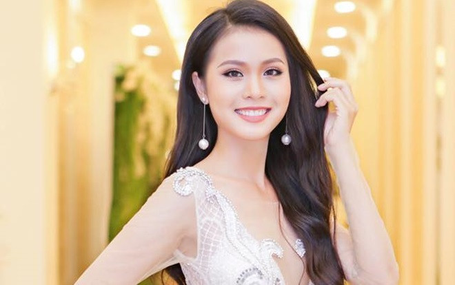 Hoa hậu biển Việt Nam toàn cầu đẹp nao lòng với áo dài trắng khi chấm vòng chung kết Sinh viên thanh lịch ĐH Văn hóa Ảnh 2