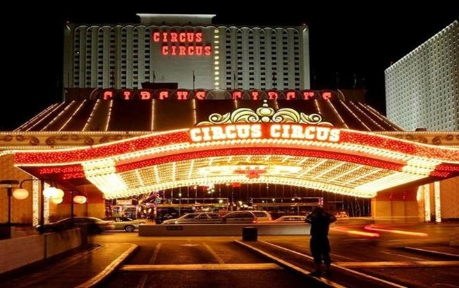 Một cặp đôi người Việt bị đâm chết trong khách sạn ở Mỹ Ảnh 2