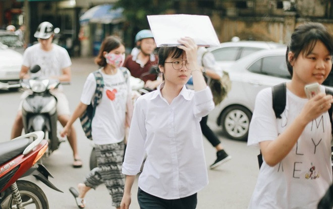 Nghi vấn lộ đề thi Ngữ văn vào lớp 10: Sở GD-ĐT Hà Nội khẳng định chỉ 'lọt' chứ không 'lộ' đề Ảnh 2