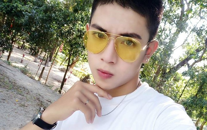 Câu chuyện come out của 9X từng chọn cái chết để giải thoát: 'Mẹ bị cha mắng chửi, đuổi ra khỏi nhà' Ảnh 2