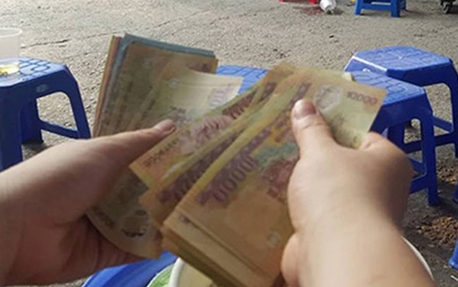 Kiếm bộn tiền nhờ các dịch vụ 'ăn theo' kỳ thi vào lớp 10 Ảnh 2