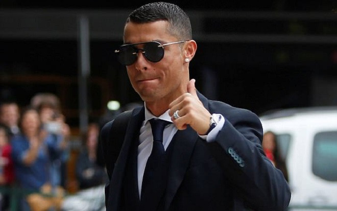 Ronaldo dẫn đầu đội tuyển Bồ Đào Nha chuẩn bị đổ bộ lên đất Nga Ảnh 2