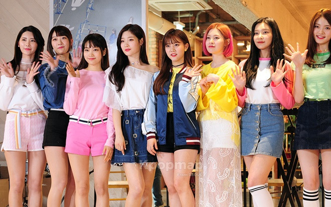 Sau T-ara, 'nạn nhân' tiếp theo trong cách quản lí khác thường của MBK đã xuất hiện Ảnh 2