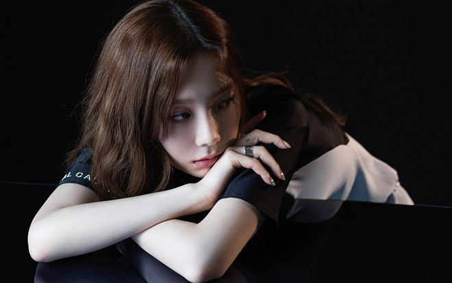 SM tiếp tục 'chọc fan dậy' lúc nửa đêm và lần này 'mồi nhử' là… Kim Taeyeon Ảnh 2