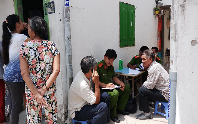 Cụ ông tử vong bất thường trong phòng trọ, trên mặt có vết thương Ảnh 2