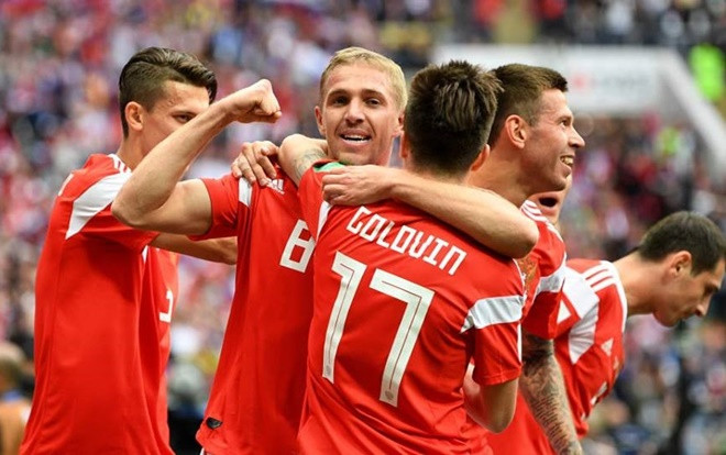 'Nghiền nát' Saudi Arabia, Nga đi vào lịch sử World Cup bằng… 'tính cách Nga' Ảnh 2