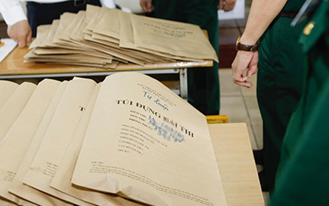 'Công xưởng' in đề thi THPT quốc gia Ảnh 2