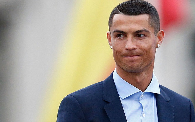 Trước thềm đại chiến, truyền thông Tây Ban Nha ra đòn cực hiểm đánh gục mọi ý chí của Ronaldo Ảnh 2