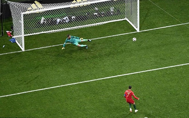 Bồ Đào Nha hòa Tây Ban Nha 3-3: Toàn cảnh De Gea 'quỳ gối' trước hattrick của Ronaldo Ảnh 2