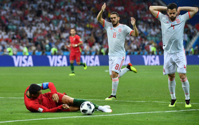 Truyền thông thế giới nói gì về màn trình diễn của Ronaldo trong trận gặp Tây Ban Nha? Ảnh 2