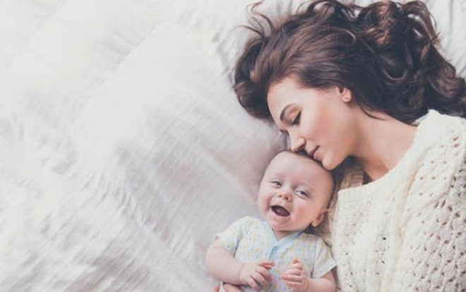 Tâm sự đẫm nước mắt của mẹ đơn thân từng khốn khổ cơm cũng không đủ ăn, đang ở cữ vẫn phải đi làm trả nợ cho chồng Ảnh 2