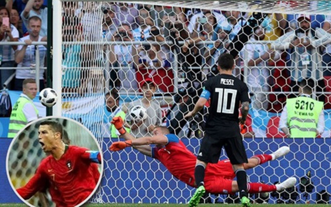 'Messi đá hỏng phạt đền, Ronaldo đã nheo mắt cười' Ảnh 2