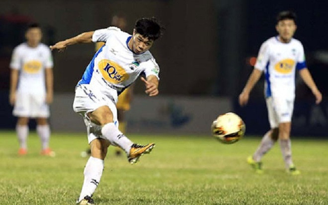 Sút phạt thần sầu không thua gì Ronaldo, HAGL vẫn nhận kết quả đáng thất vọng Ảnh 2