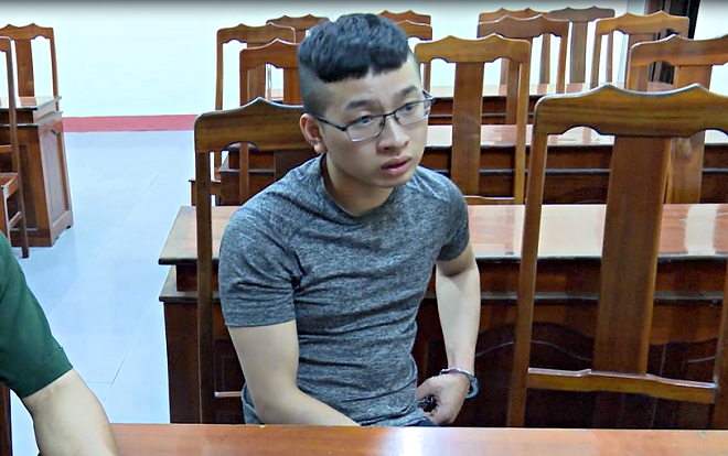 Bắt khẩn cấp thanh niên có vẻ ngoài như hotboy chuyên bán ma túy cho sinh viên Ảnh 2