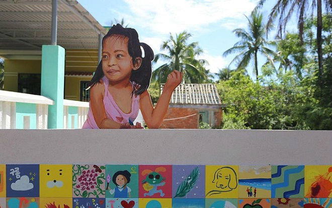 Họa sỹ vẽ HLV Park Hang Seo ở làng bích họa Tam Thanh Ảnh 2