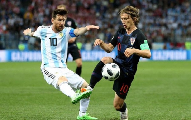 CĐV thế giới nói gì sau trận thua xấu hổ của Messi và Argentina? Ảnh 2
