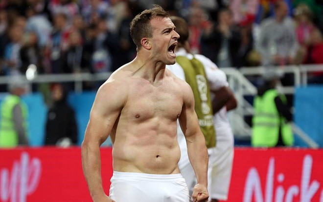 'Messi Thụy Sỹ' ghi bàn phút 90, đẩy Brazil vào thế khó Ảnh 2