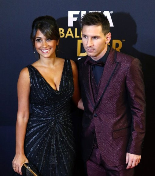 Bị cả thế giới quay lưng thì đã sao? Messi vẫn luôn có một cô vợ xinh đẹp, nóng bỏng ở bên cạnh Ảnh 14