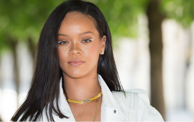 Kẻ mắt trắng khiến Rihanna đẹp lạ lẫm Ảnh 2