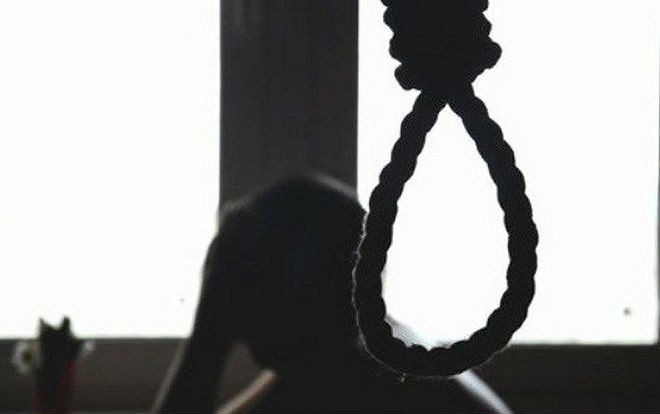 Nam thanh niên tử vong trong tư thế treo cổ trong vườn nhà bác ruột nghi do buồn chán chuyện tình cảm Ảnh 2