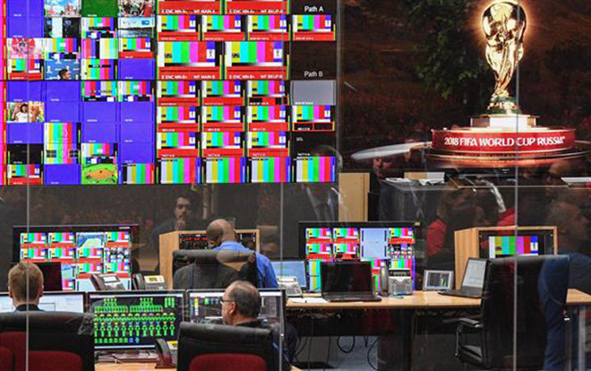 Đây chính là 'đầu não' của World Cup 2018, nơi hình ảnh các trận đấu được chuyển đi toàn thế giới Ảnh 2