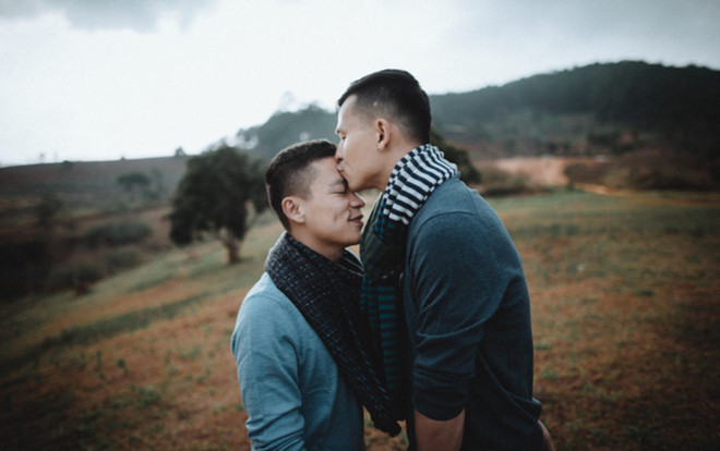Nhân tháng tôn vinh những điều đẹp nhất của LGBT, hãy cùng điểm lại những đám cưới đồng tính đình đám trong showbiz Việt Ảnh 2
