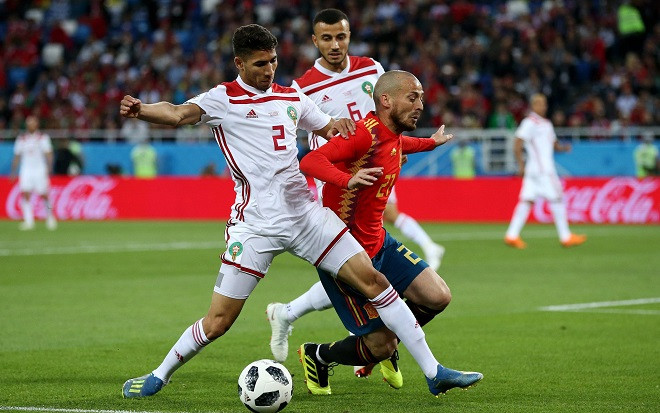 Tranh cãi trọng tài VAR 'ghi bàn', Tây Ban Nha giật ngôi đầu bảng của Bồ Đào Nha Ảnh 2