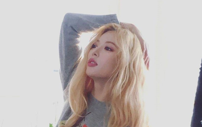 Tiếc quá, vậy là fan Việt không kịp nghe hit mới của HyunA rồi! Ảnh 2