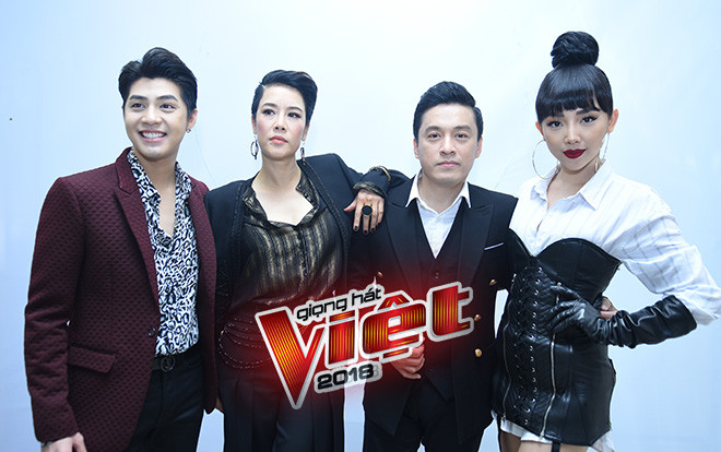 Ghi hình vòng Đo Ván: Bộ tứ quyền lực 'đốn tim' fan bởi phong cách thời thượng, thu hút! Ảnh 2