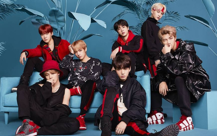 Sức mạnh của World Cup: BTS đột nhiên xuất hiện trên BXH iTunes Mexico và đây chính là lí do! Ảnh 2
