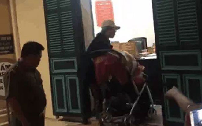 Được đưa vào TT Bảo trợ xã hội, 'hot girl' Bella đòi về, nói luyên thuyên và không cho ai động vào con Ảnh 2