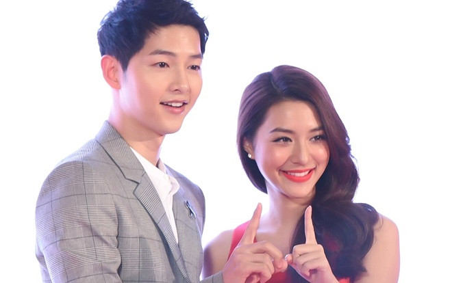 Người đẹp Thái Lan được Song Joong Ki khen cuốn hút: Mỗi ngày một bạn trai mới Ảnh 2