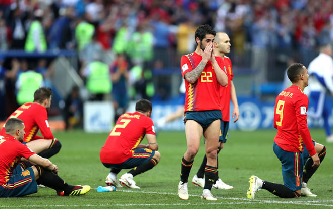 Người hâm mộ nói gì khi Tây Ban Nha phải về nước sớm? Ảnh 2