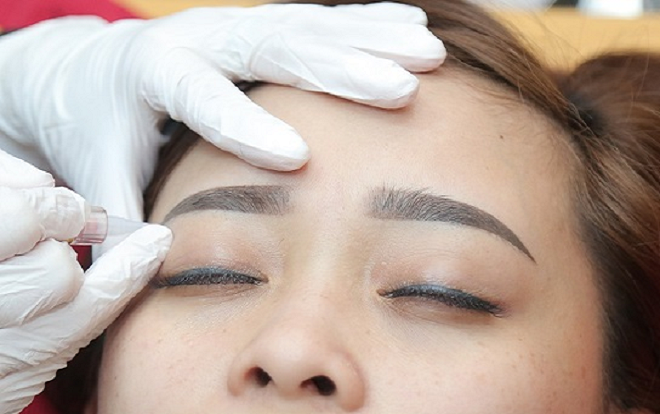 Người phụ nữ tử vong bất thường sau khi vừa xăm lông mày và môi Ảnh 2