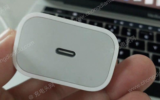 Cục sạc iPhone 2018 lần đầu rò rỉ hé lộ một chi tiết khiến nhiều người đứng ngồi không yên Ảnh 2