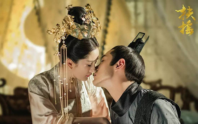 Sắp có được 'nụ hôn trên cạn' đầu tiên với Phù Dao, Vô Cực lại bị 'mẹ vợ' phá rối Ảnh 2