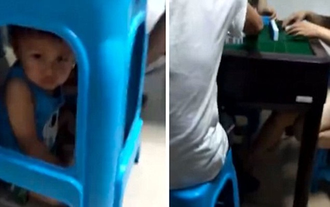 Nhốt con dưới ghế rồi ngồi lên trên để thỏa sức đánh bạc, mẹ trẻ bị 'ném đá' dữ dội Ảnh 2